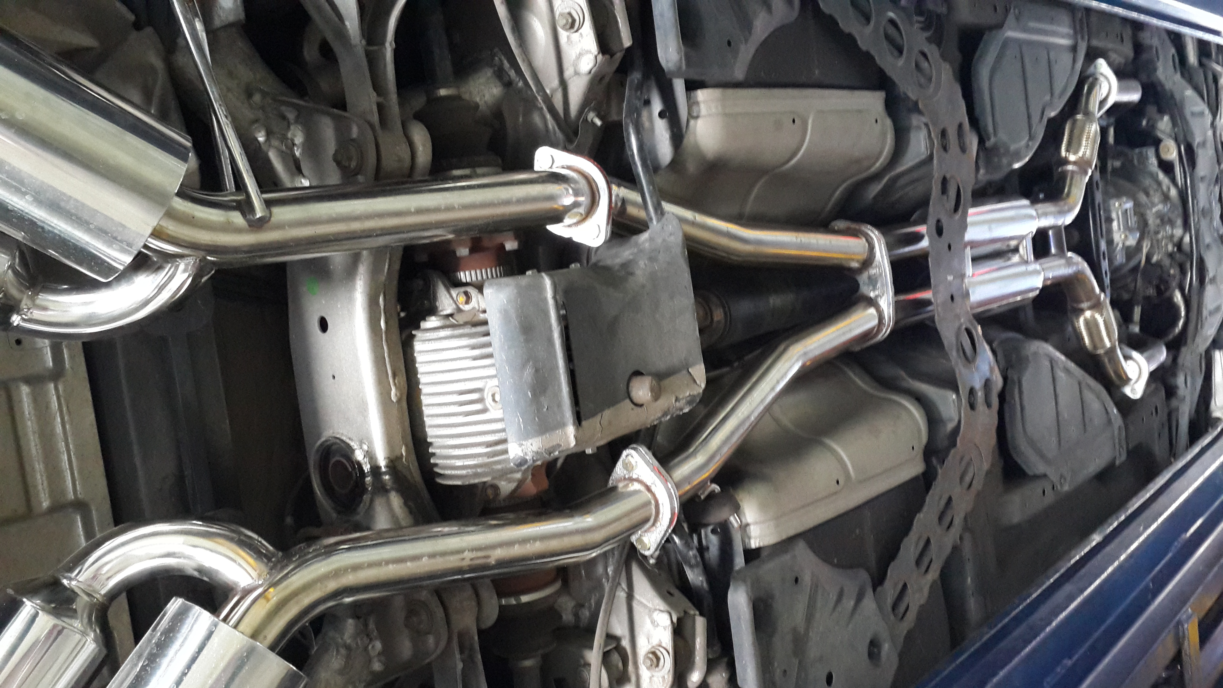 Hyperformance Auto Centre picture