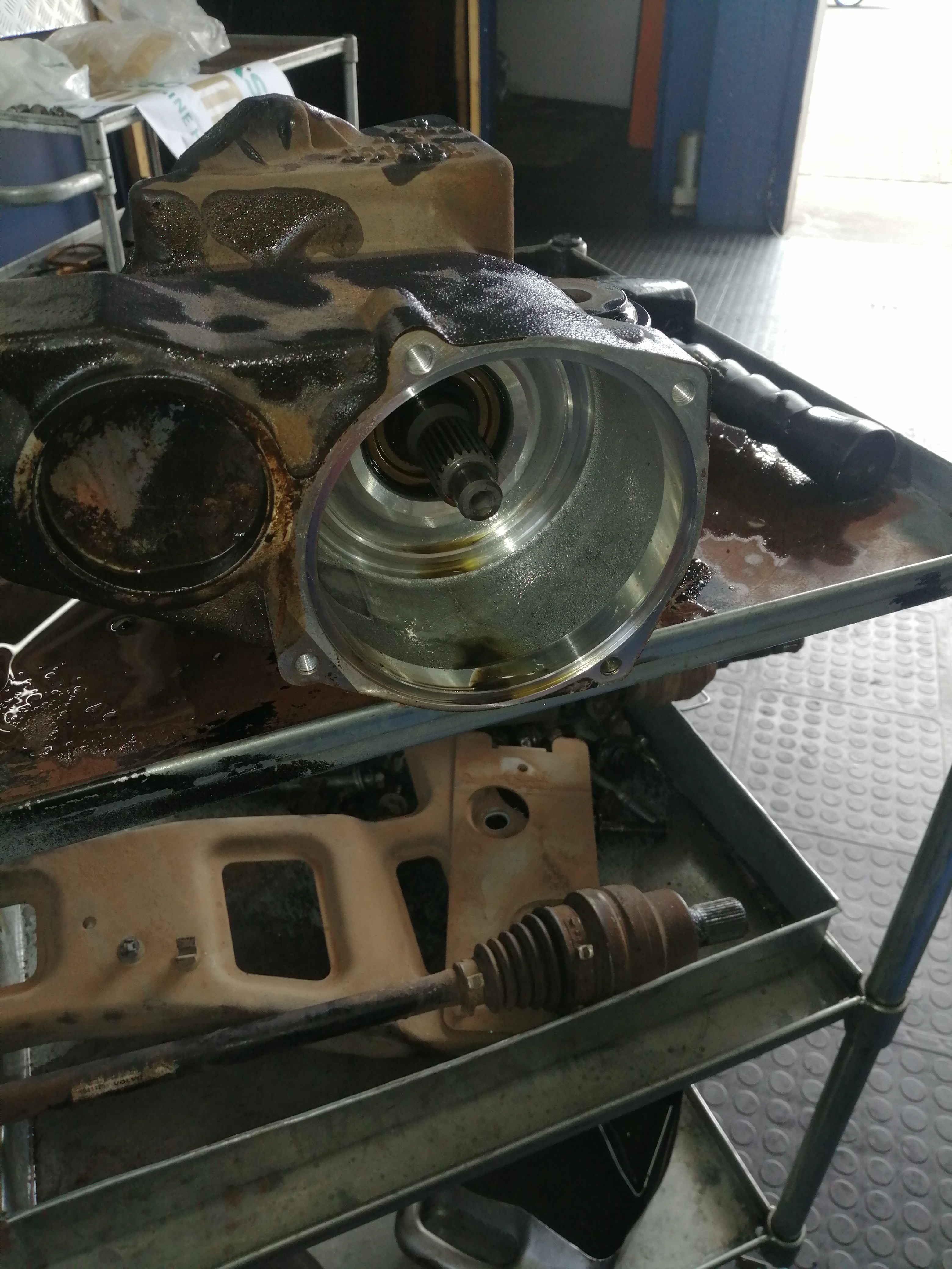 Bsf services & gearbox centre picture