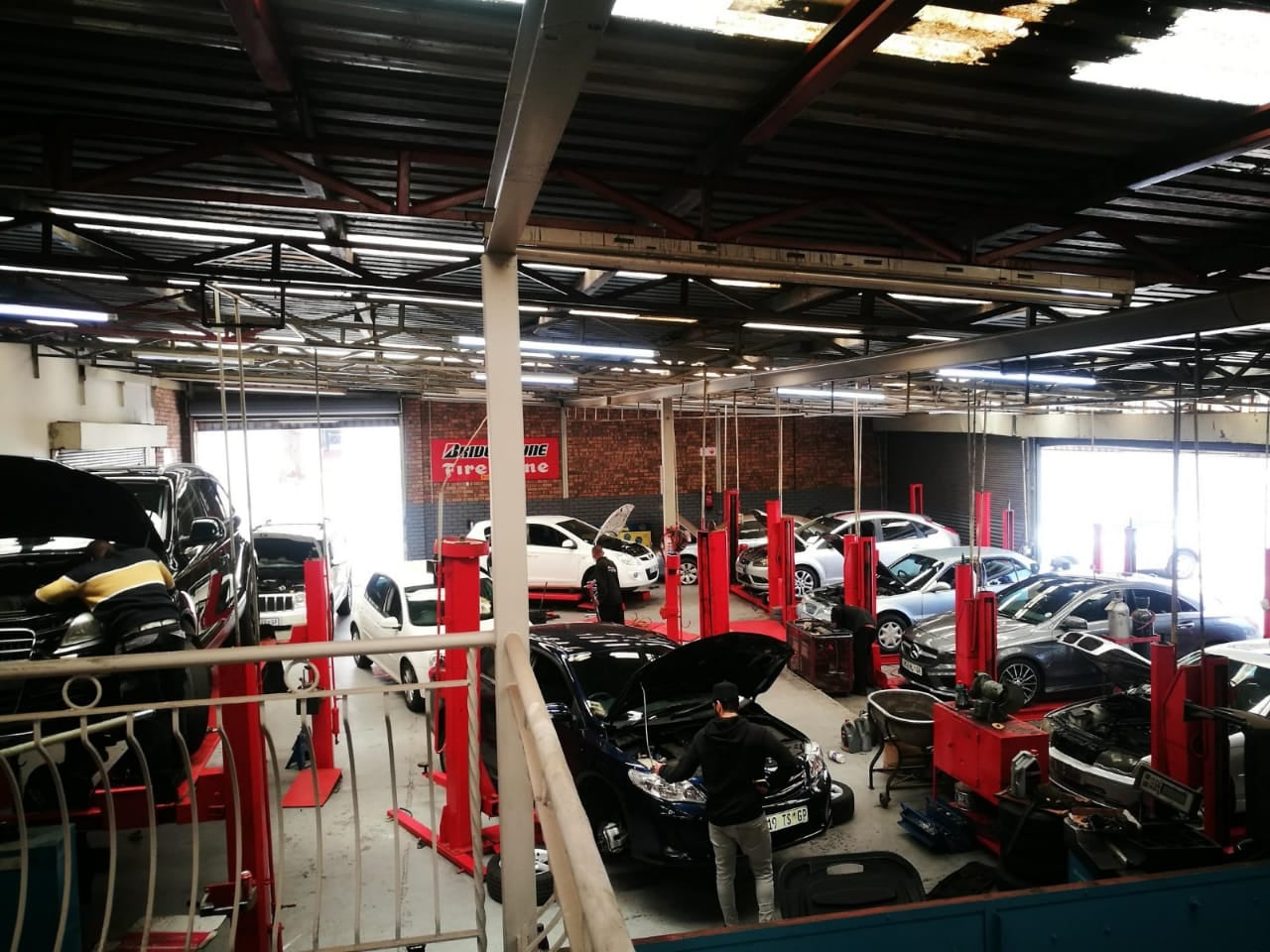 Supafix Auto 1 Stop photo 1820