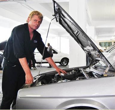 The Real Garage picture